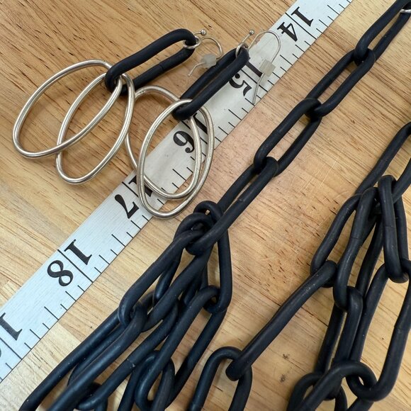 Chico's Layered Silver & Black Oval Link Necklace Earring Set, Statement, Biker - Picture 7 of 9